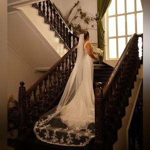 Justin Alexander - Excellent condition